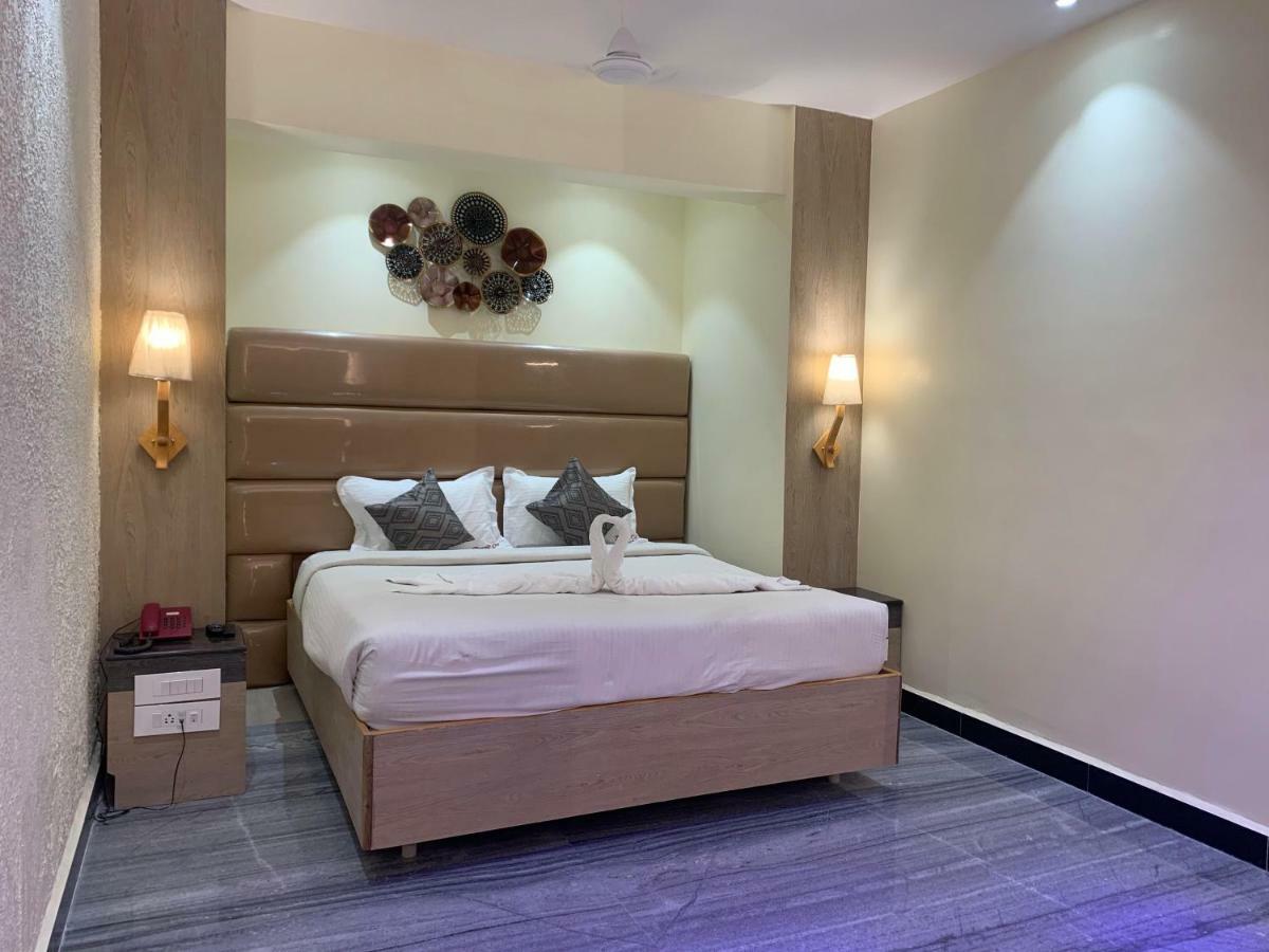 מדוראי Hotel Temple City מראה חיצוני תמונה